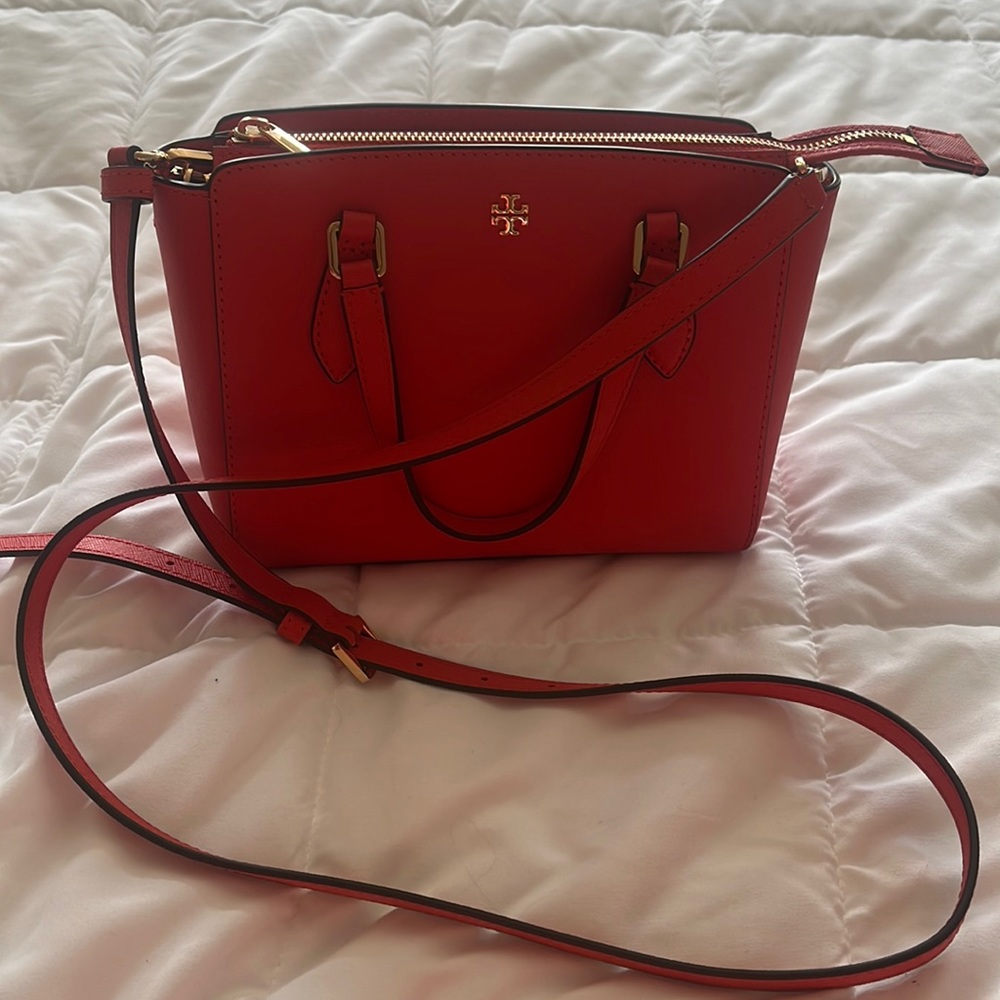Summer orange Tory Burch purse and shoes. If you want the combo it’s $210